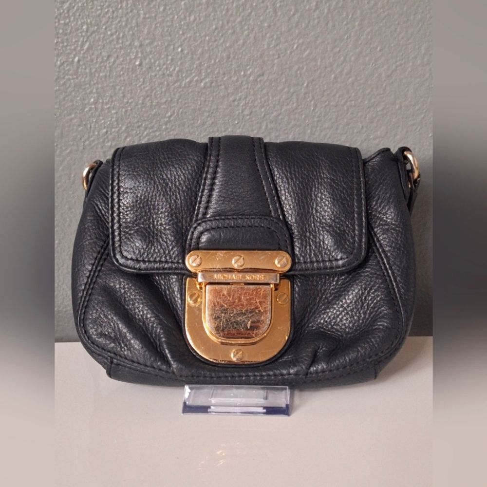 Black Michael Kors Charlton Crossbody Bag